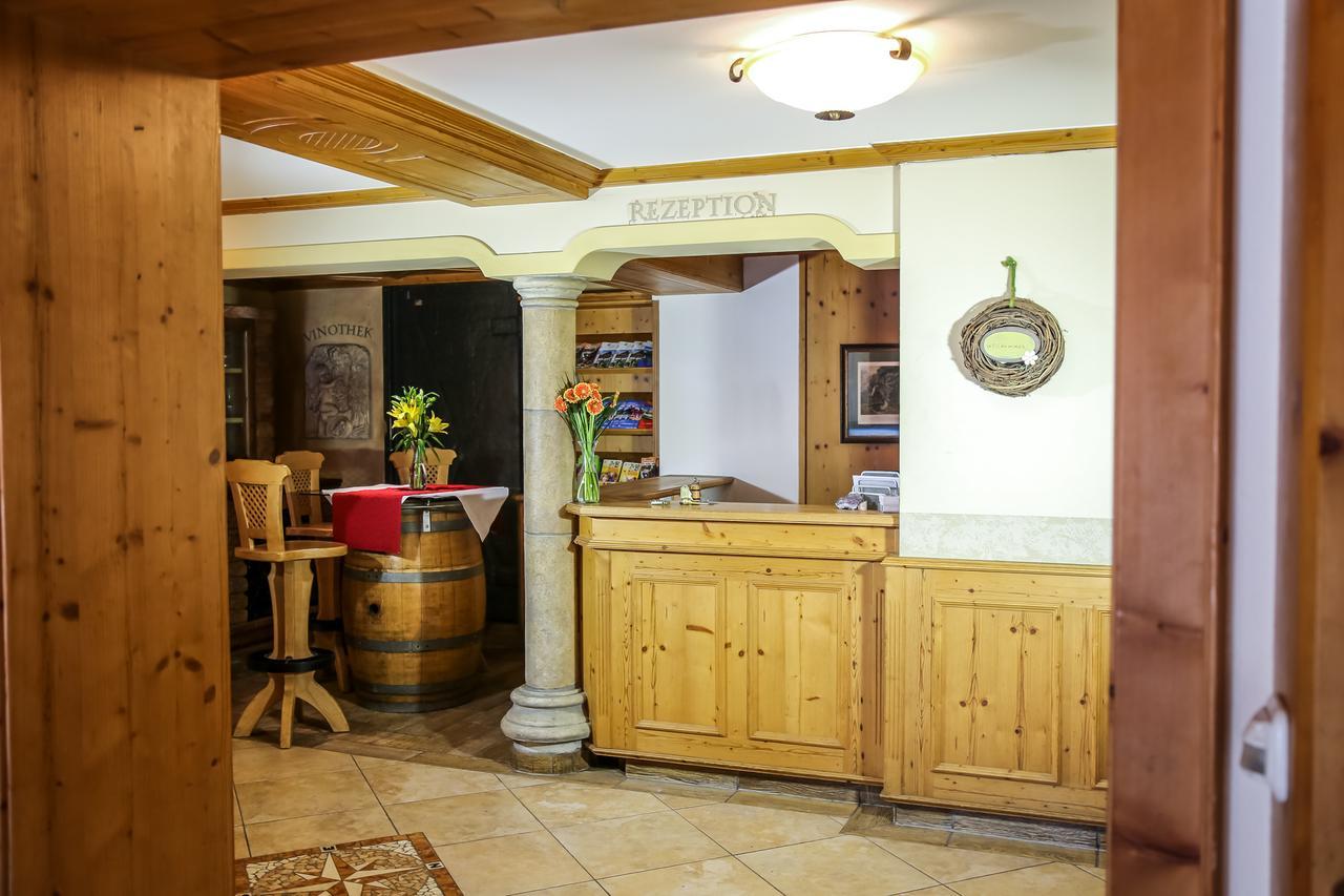 Gasthof Simmerlwirt Sankt Leonhard (Grodig) Exterior foto